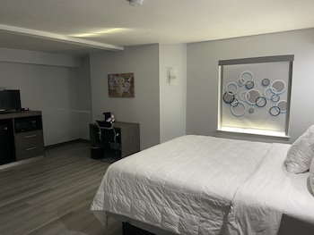 Room, 1 King Bed, Non Smoking