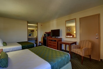 Room, 2 Queen Beds, Non Smoking