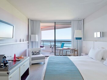 Deluxe Room, 1 King Bed, Terrace, Sea View