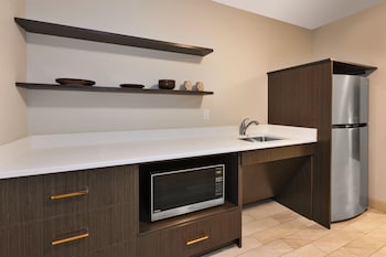 Suite, 1 King Bed