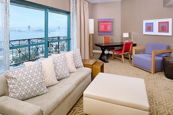 Luxury Suite, 1 King Bed