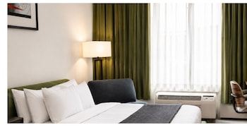 Standard Room, 1 King Bed, Non Smoking