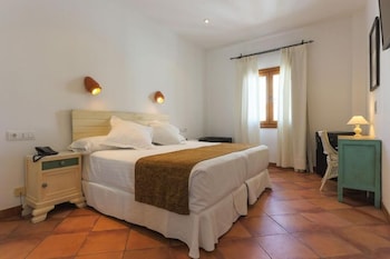 Classic Double or Twin Room