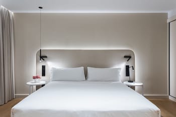 Junior Studio Suite