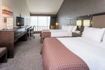 Standard Room, 2 Double Beds, Balcony, Pool View