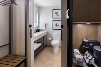 2 Double Beds Premier Tower