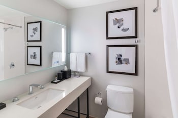2 Double Beds Premier Tower