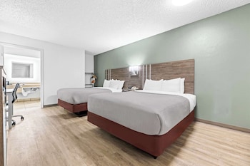 Room, 2 Queen Beds, Accessible, Non Smoking