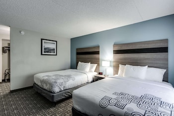 Room, 2 Queen Beds, Non Smoking