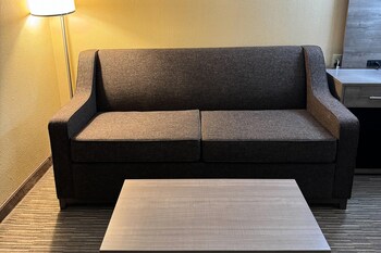 Suite, Multiple Beds, Non Smoking