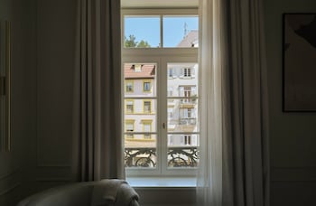 Signature Premium Double Room