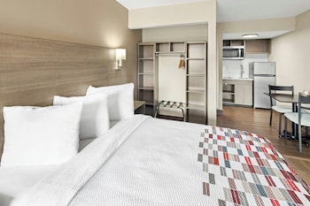 Suite, 1 Double Bed, Non Smoking
