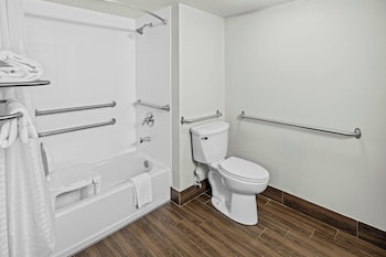 Deluxe Room, 2 Double Beds, Accessible, Non Smoking