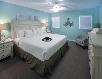 Suite, 1 Queen Bed with Sofa bed, Ocean View (Standard One Bedroom Ocean View Suite)