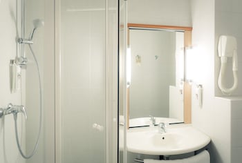Standard Room, 2 Twin Beds