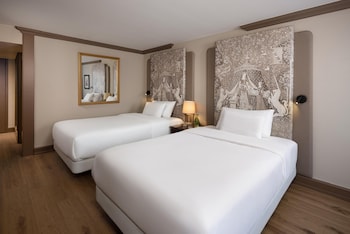 Superior Room (2 Beds, Extra Bed 2 Adults + 1 Child)