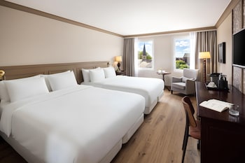 Family Quadruple Room (2 adults + 2 children)
