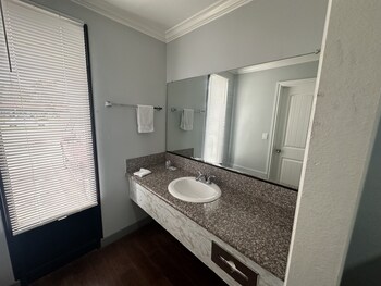 Family Suite, Multiple Beds, Non Smoking