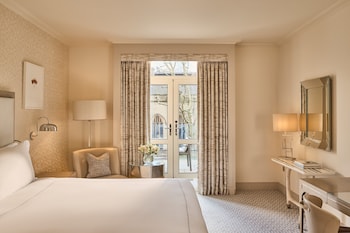 Balcony Room