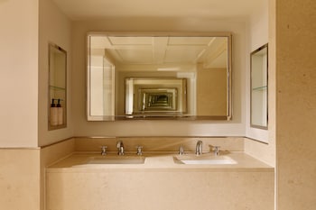 Two Bedroom Chelsea Suite