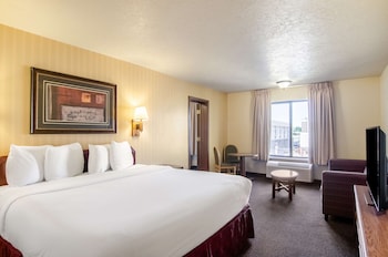 Room, 1 King Bed, Non Smoking (Executive Suite)