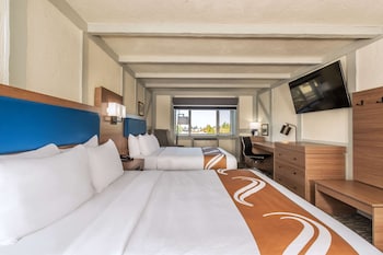 Standard Room, 2 Queen Beds, Non Smoking