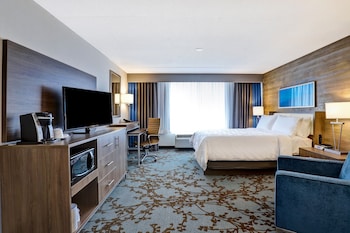 Standard Room, 1 King Bed (Walk-In Shower)