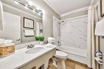 Deluxe Suite, 2 Bedrooms (ADA)