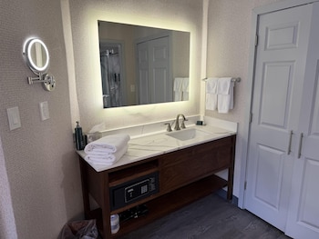 Suite, 2 Double Beds, Non Smoking (Pet Friendly;with Sofabed)