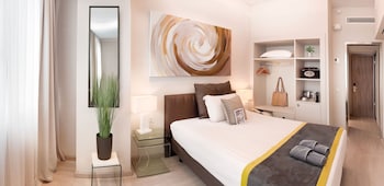 Basic Single Room with Courtyard View