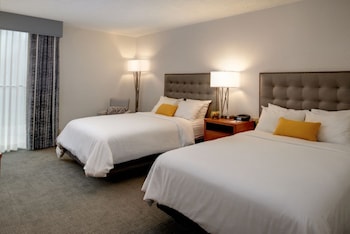 Standard Room, 2 Double Beds (Classic 2 Double Beds NonSmoking)