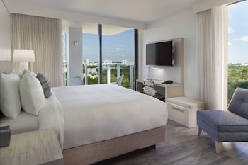 Room, 1 King Bed