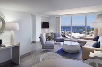 Room, 1 Bedroom, Bay View (Balcony)