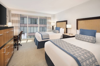 Traditional Room, 2 Double Beds (Mobility/Hearing Access, Roll-In Shwr)