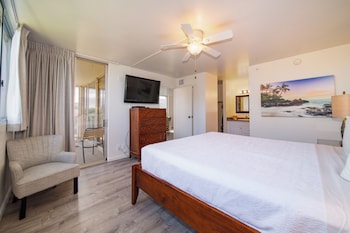 Condo, 2 Bedrooms, 2 Bathrooms, Partial Ocean View (Unit 601)