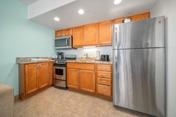 Studio, Ocean View (Unit 819)
