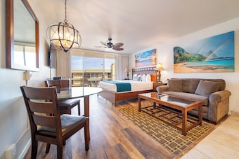 Studio, Ocean View (Unit 803)