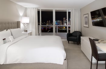 Room, Multiple Beds, Kitchen