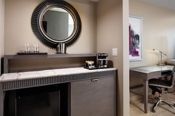 Room, Multiple Beds, Microwave, Garden View