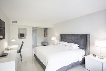 Room, Multiple Beds, Kitchen