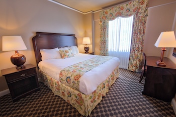 Honeymoon Suite (Spa Access)