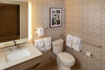 Room, 2 Queen Beds, Accessible