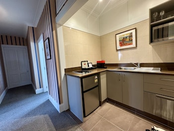 Premium Two Bedroom Suite (In Adjacent Building)