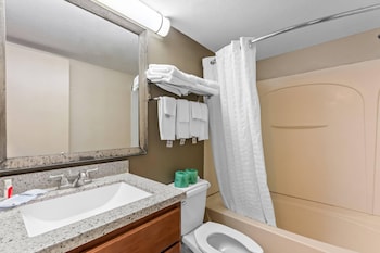 Room, 2 Queen Beds, Smoking (Efficiency)