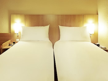 Standard Twin Room, 2 Twin Beds (New Sleep Easy Concept)