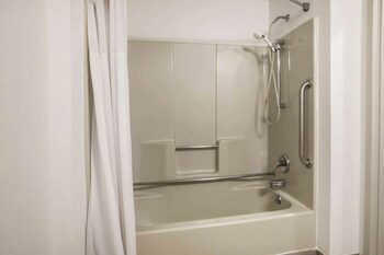 Room, 1 King Bed, Accessible, Non Smoking (Mobility)
