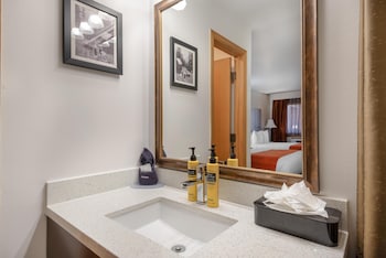 Standard Room, 2 Queen Beds, Non Smoking, Refrigerator & Microwave