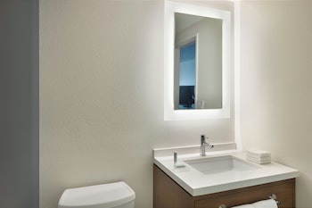 Junior Suite, 1 King Bed with Sofa bed (Hearing Accessible)