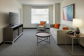 Suite, 1 Bedroom (Hearing Accessible)