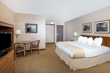 Room, 1 Queen Bed, Accessible, Non Smoking (Mobility/Hearing, Bathtub w/Grab Bars)